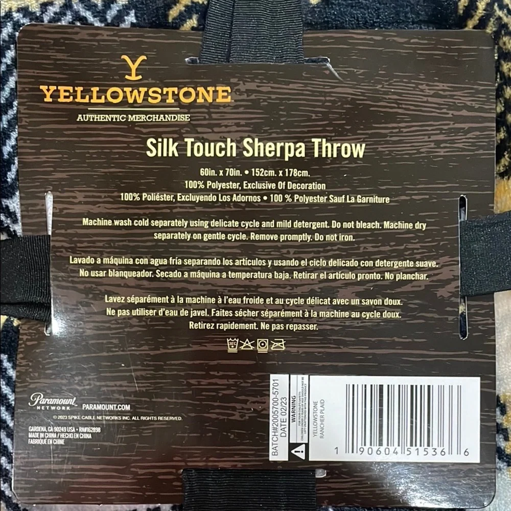 YellowSTONE DUTTON RANCH - Picture 2 of 4